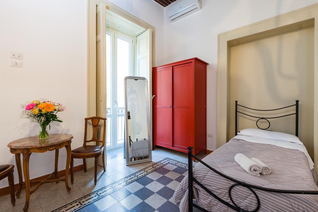 Don Pedro Rooms In The City Center Napoli Esterno foto