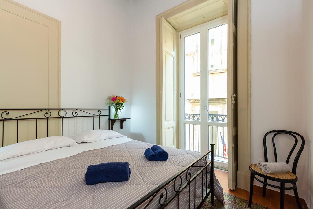 Don Pedro Rooms In The City Center Napoli Esterno foto